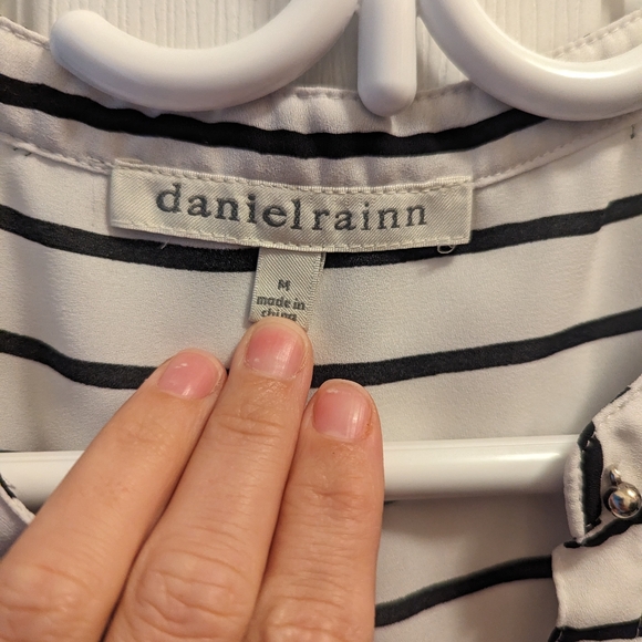 Black and white blouse size M, Danielrainn - Picture 5 of 6